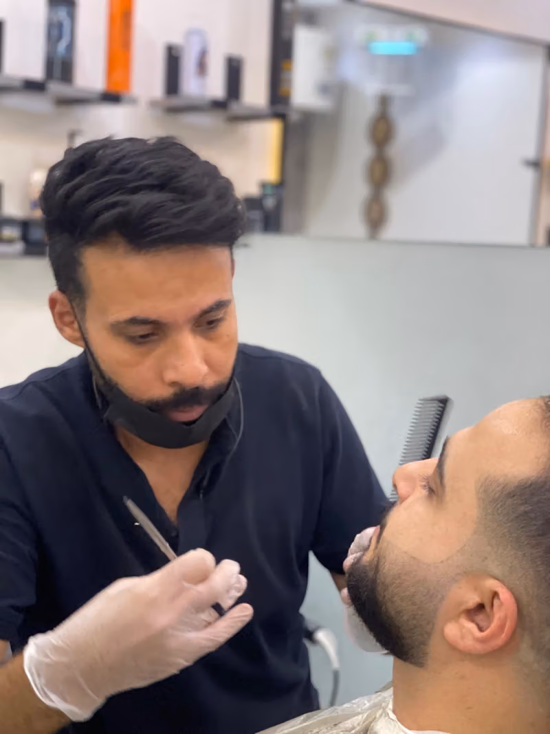 حلاق الضبع