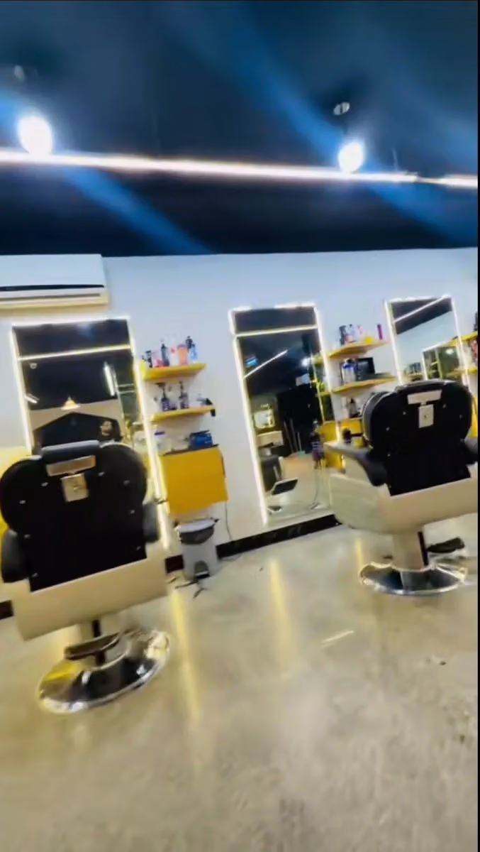 حلاق الملتقى للحلاقه الرجالي 💈تركي💈مصري