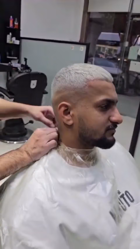 حلاق المشاهيرCelebrity Barber wnasat