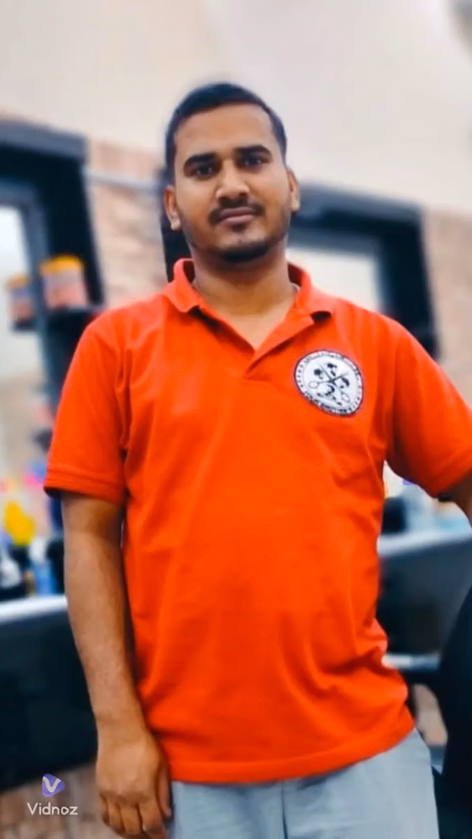 حلاق اربعة اخوان للحلاقة Barber Shop