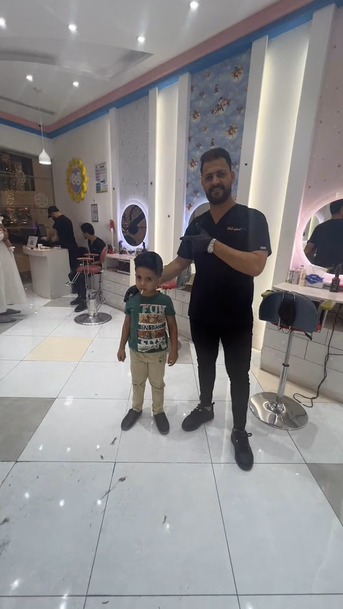 حلاق اطفال ابطال المستقبل