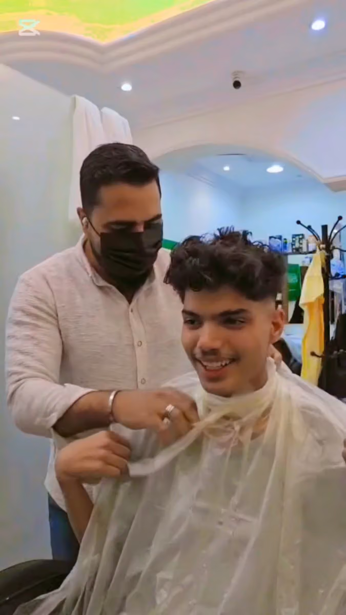حلاق Eshraqat Alya barber shop