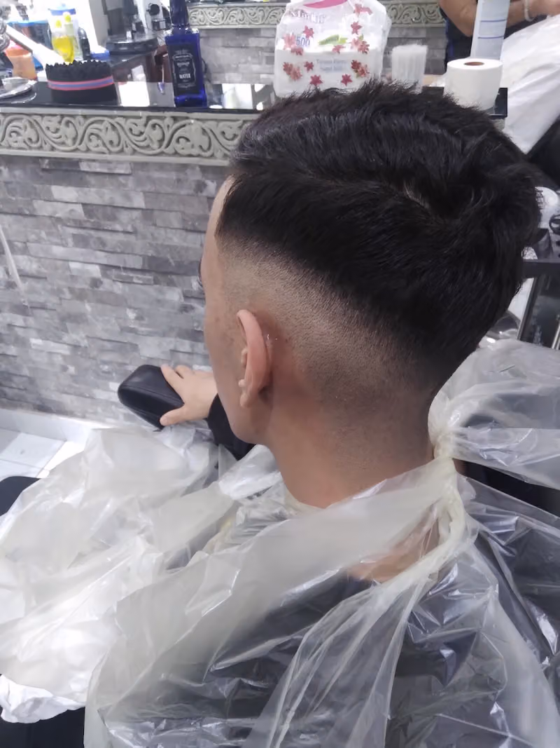 حلاق ليالي مراكش