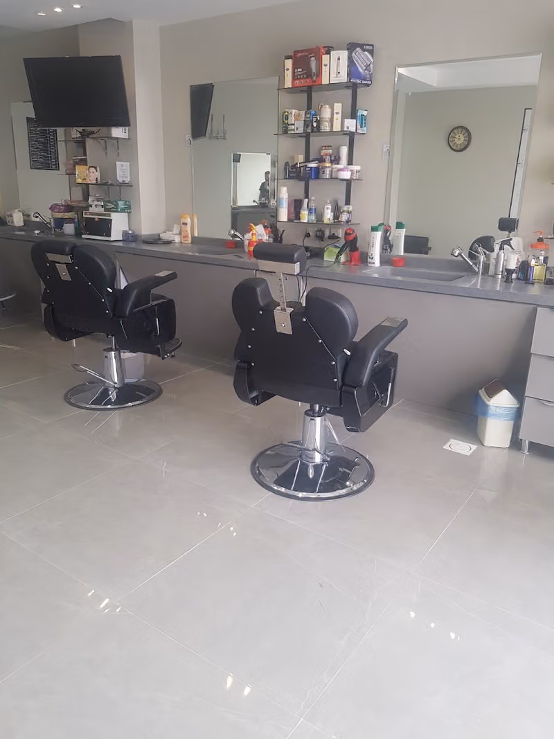 حلاق رازا ميرا التركي Raza Mira Türkish Barber
