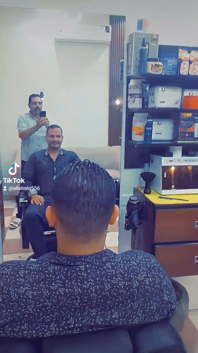 حلاق شفرة لبن للحلاقة