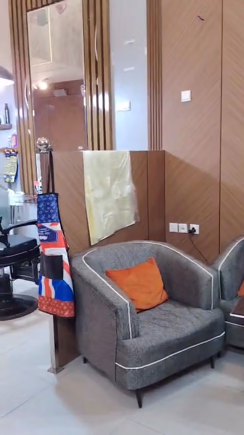 حلاق وقت التميز