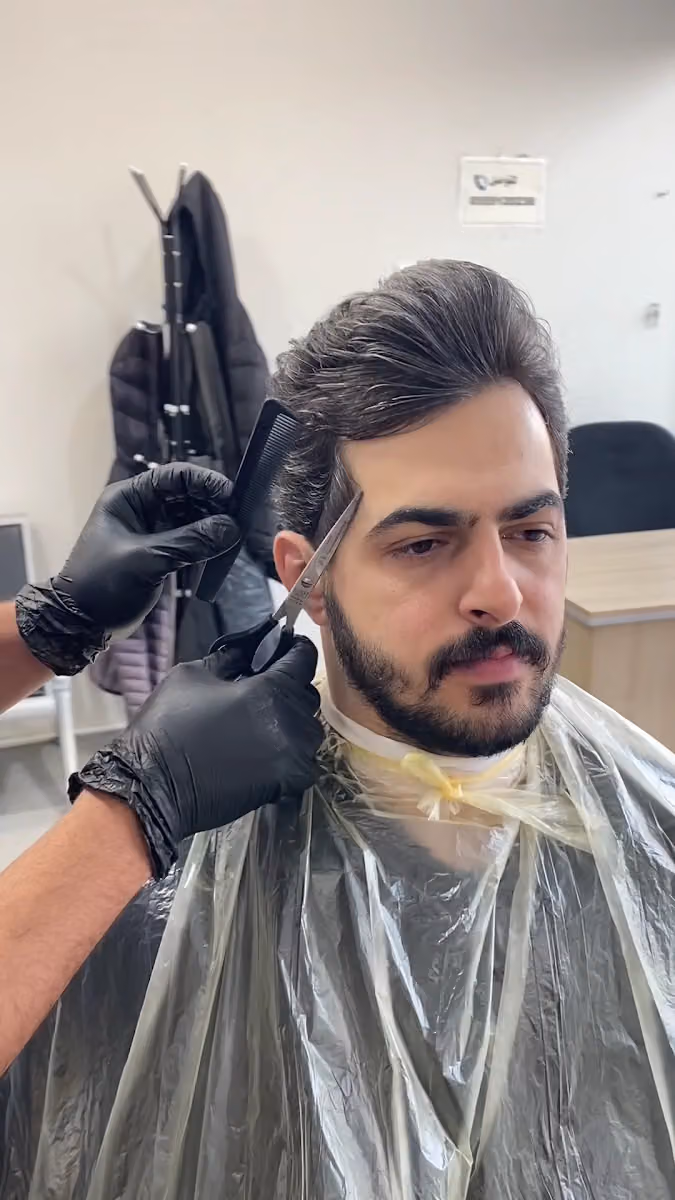 حلاق وراد العز حي الاندلس فرع 1