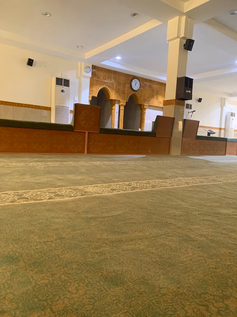 حلقات الهدى بمسجد معاذ بن جبل