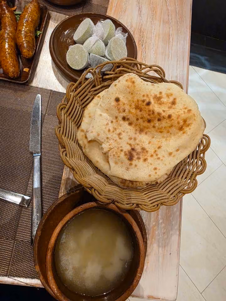 حمام عبدُه