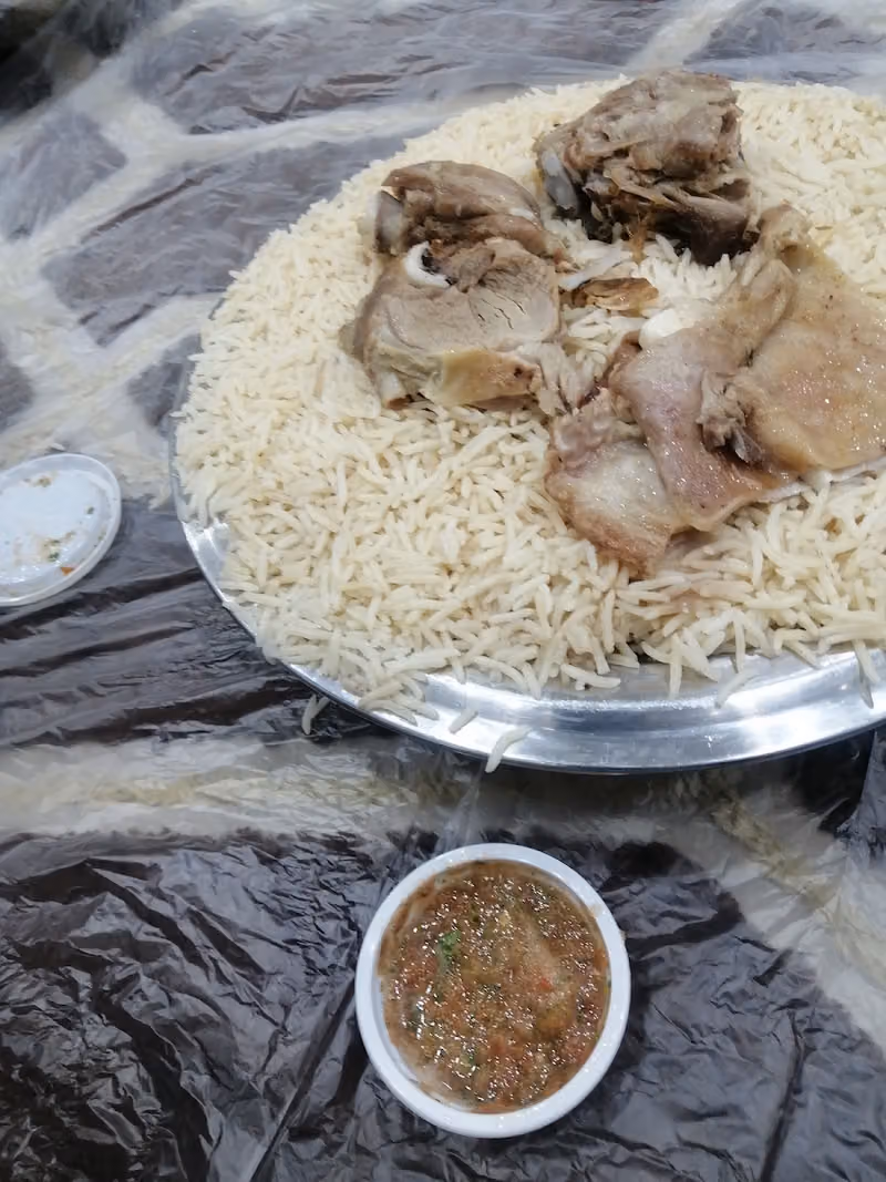 حنيذ الدار الجنوبي فرع طويق