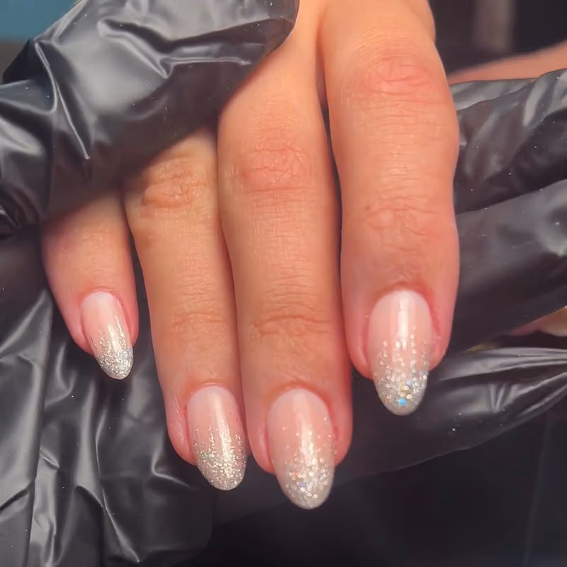 Holic Beauty Salon (Nailsholic) سابقاً