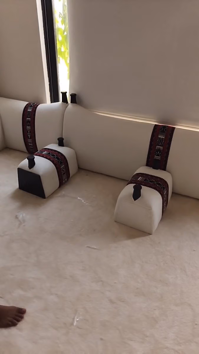 حسن تفصیل ستائر و کنب مجالس