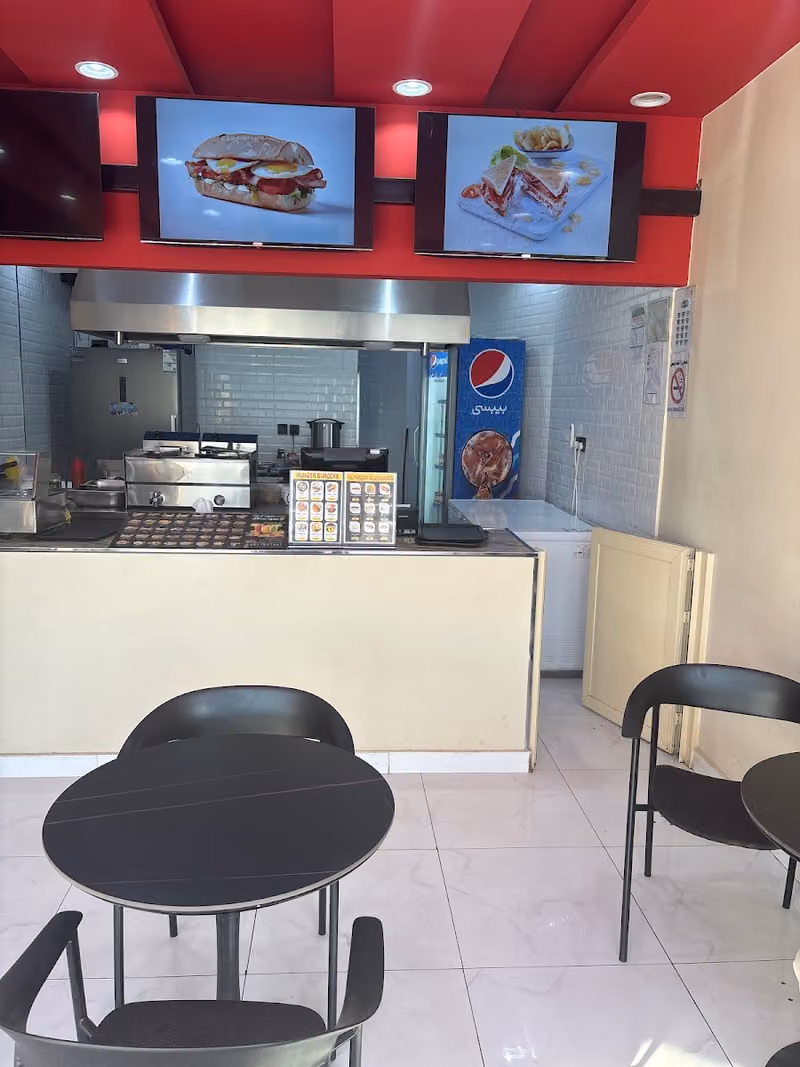 HUNGERBURGERS(بوفيه)
