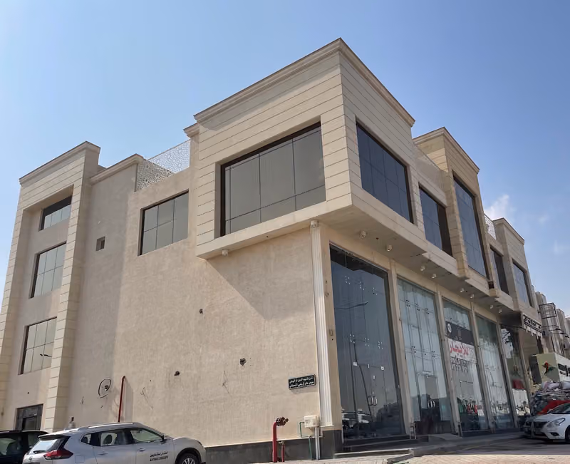 حزام الحمراء للعقارات