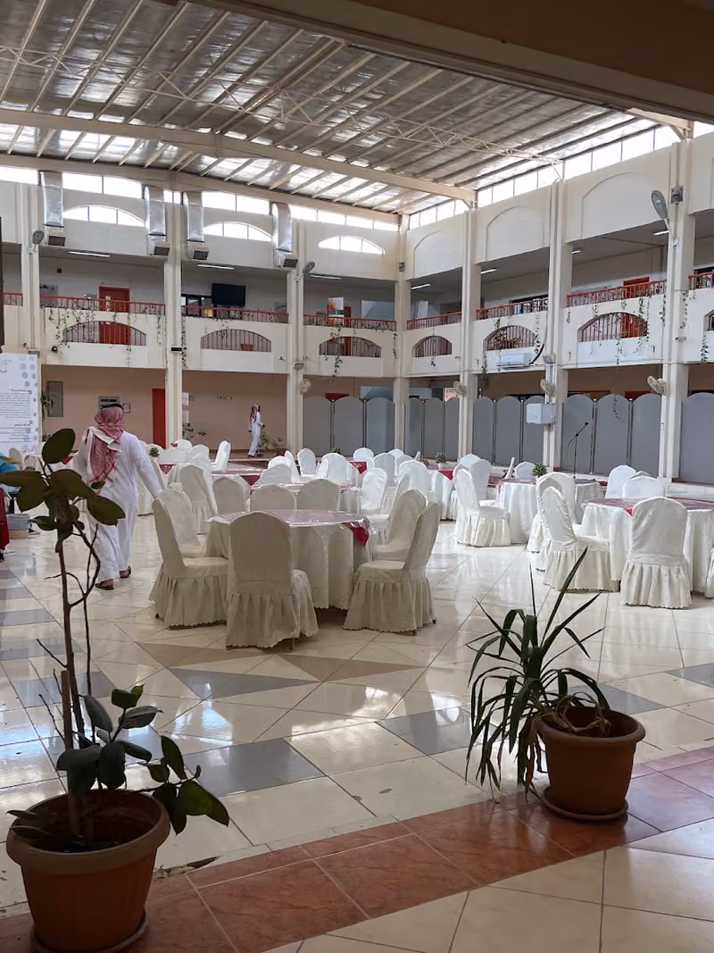 إدارة التدريب التربوي و الابتعاث (بنين) ومركز تدريب وسط الرياض