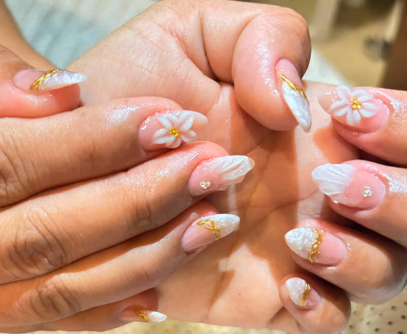 إليف للتزيين Elif Salon ( فرع الملقا )