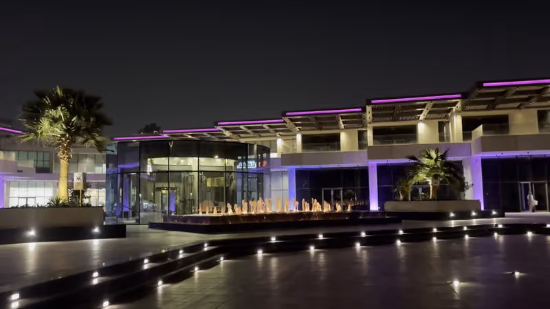 iN2Fitness - Al Mutamarat Men