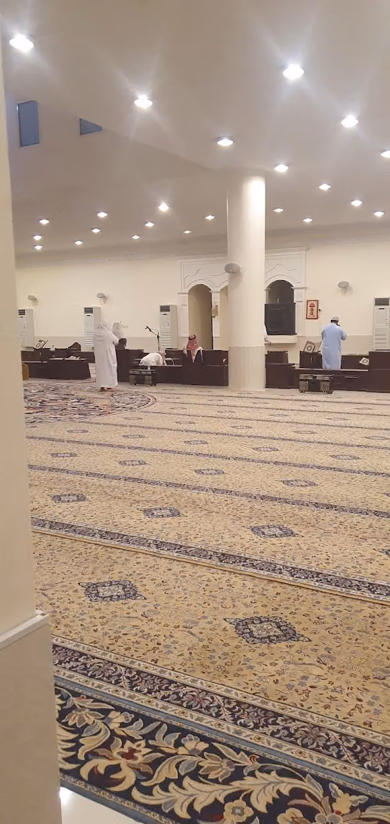 جامع نورة بنت سالم الغميز