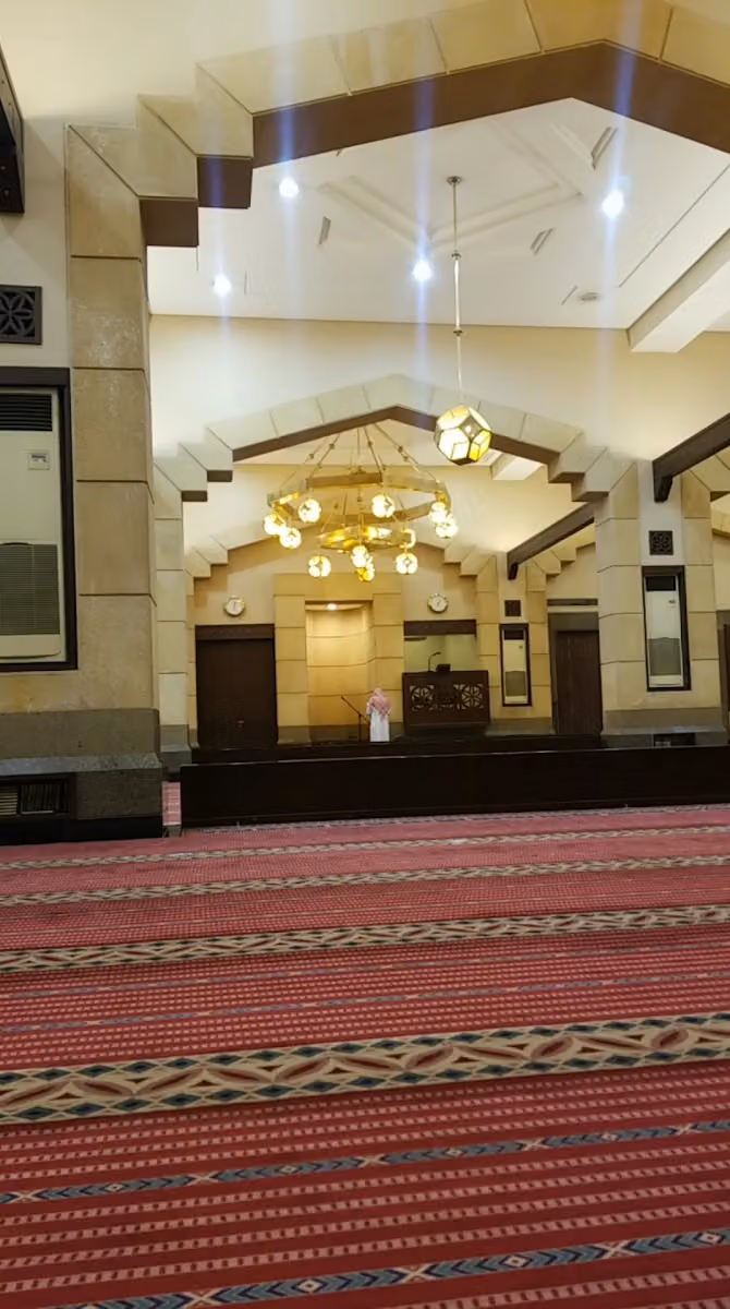 جامع والدة الأمير ماجد بن عبدالعزيز
