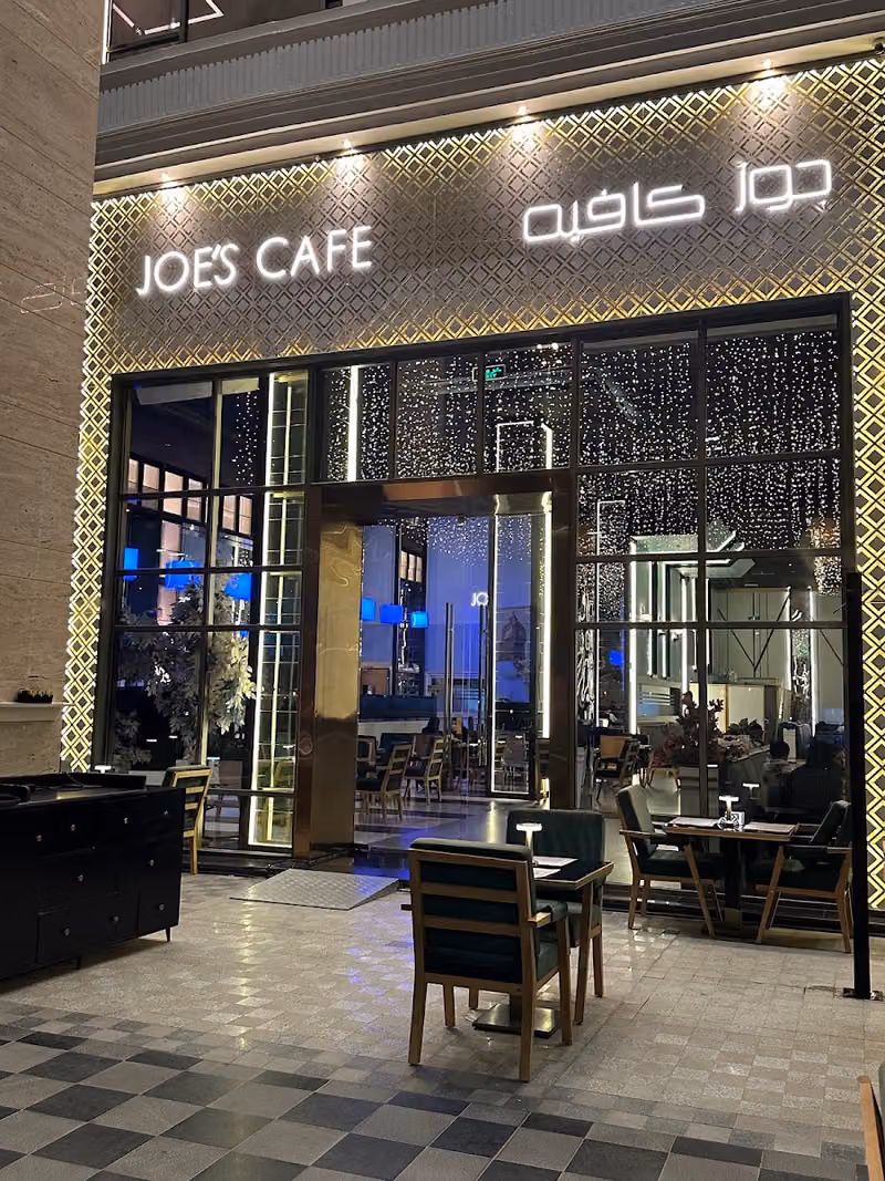 JOE'S CAFE