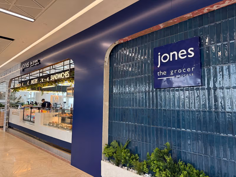 Jones the Grocer Express Riyadh - Terminal 4
