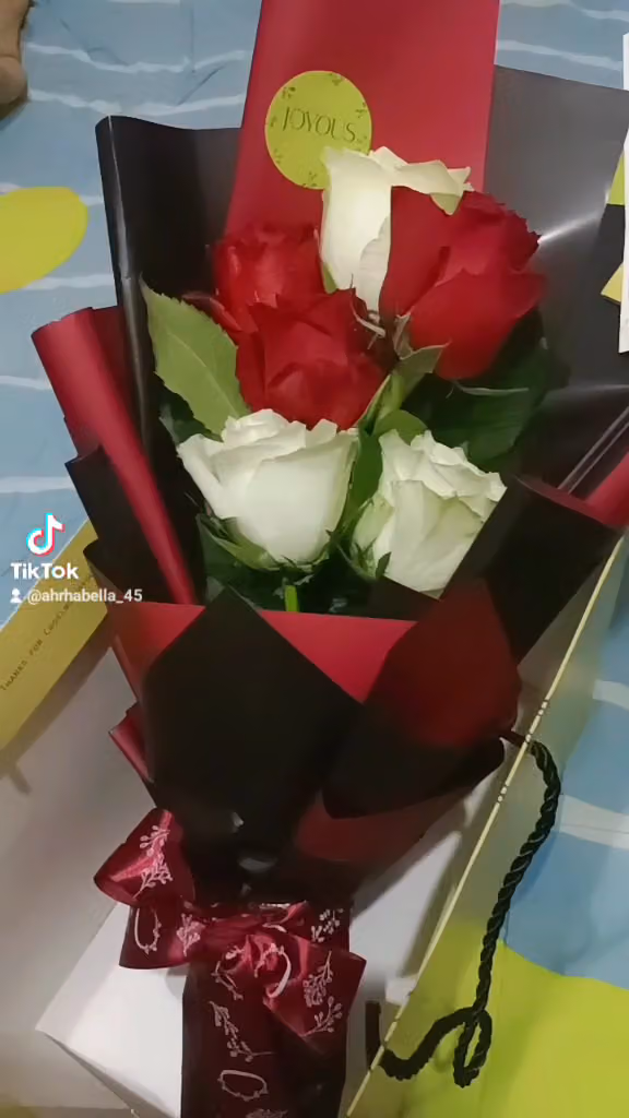 جويس فلاورز