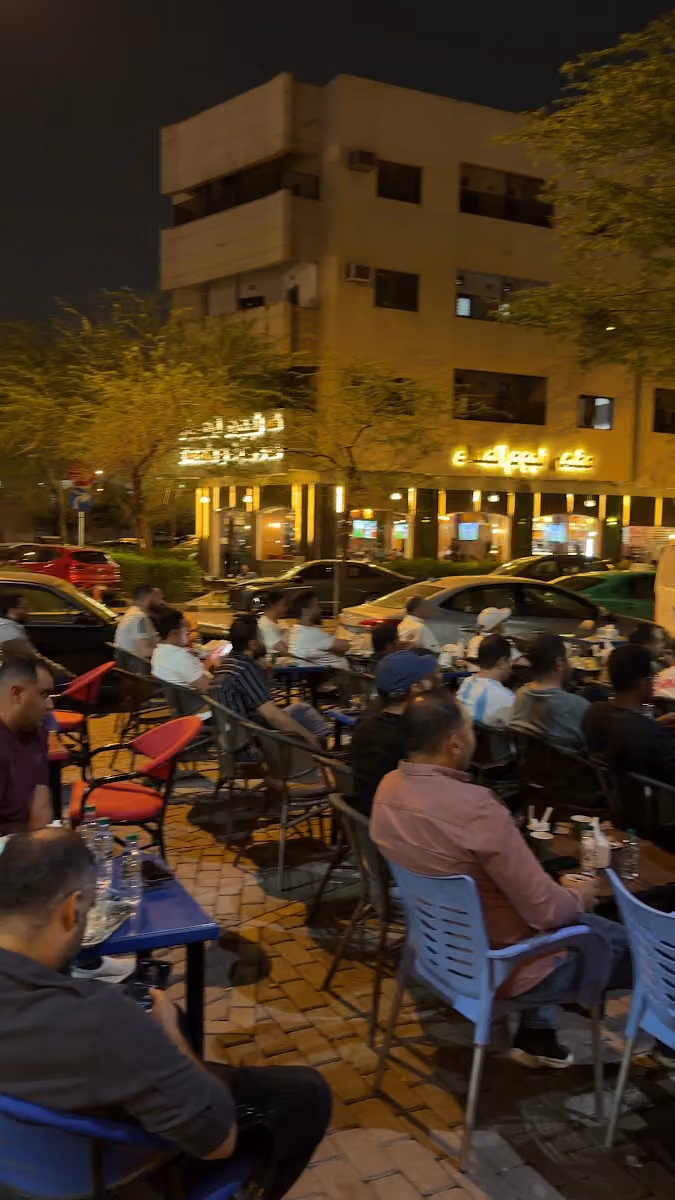 كافيه إطلاله النجوم المربع