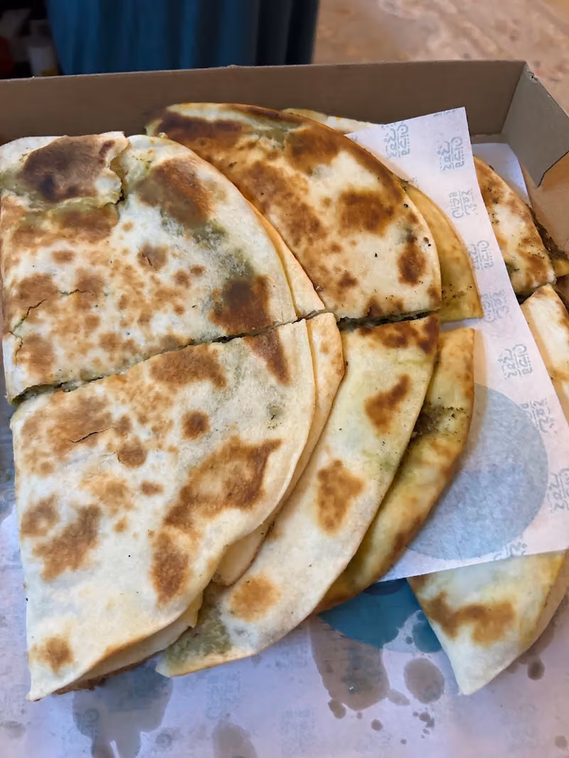 كعك وجبن Kaak wa Joben