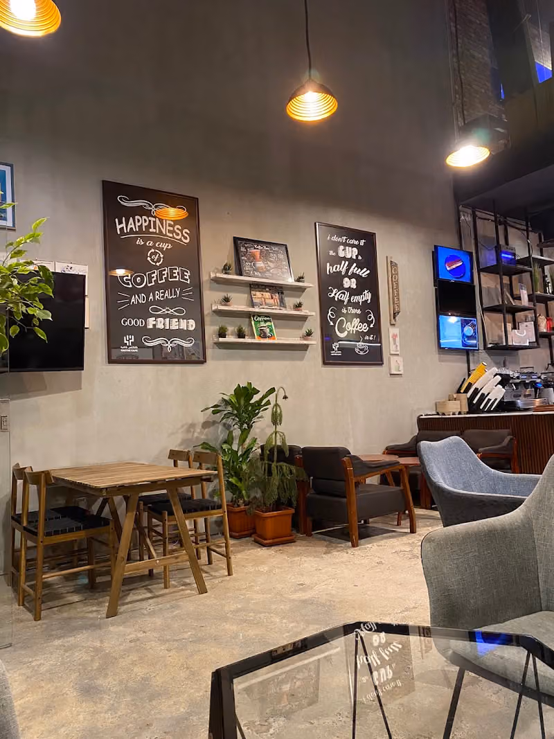 Cactus Cafe كاكتس كافيه