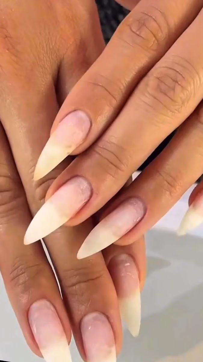 kamelat elawsaf - beauty salon . (كاملة الاوصاف)