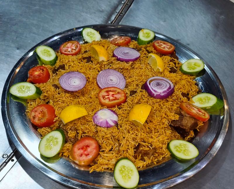 مطعم كذا البخاري
