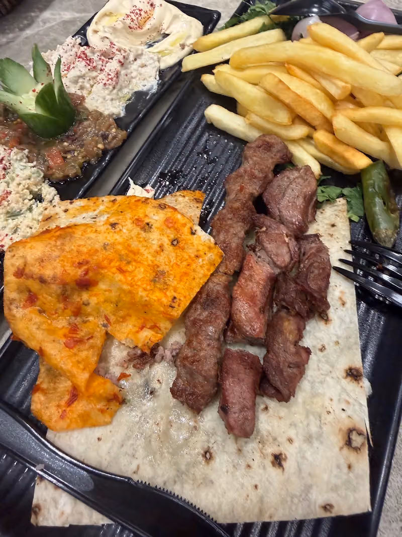 كباب ابو العز
