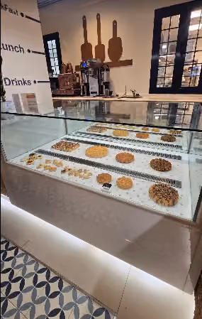 خلية عزيز - عز بيكري