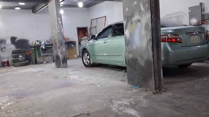 كهربائي سيارات