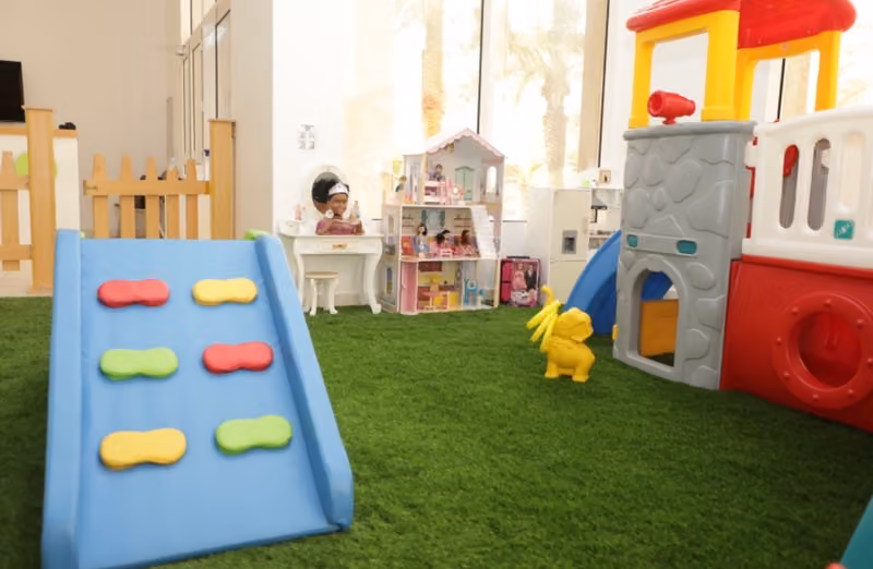 Kids Corner Montessori kindergarten كيدز كورنير حضانة ضيافة الأطفال