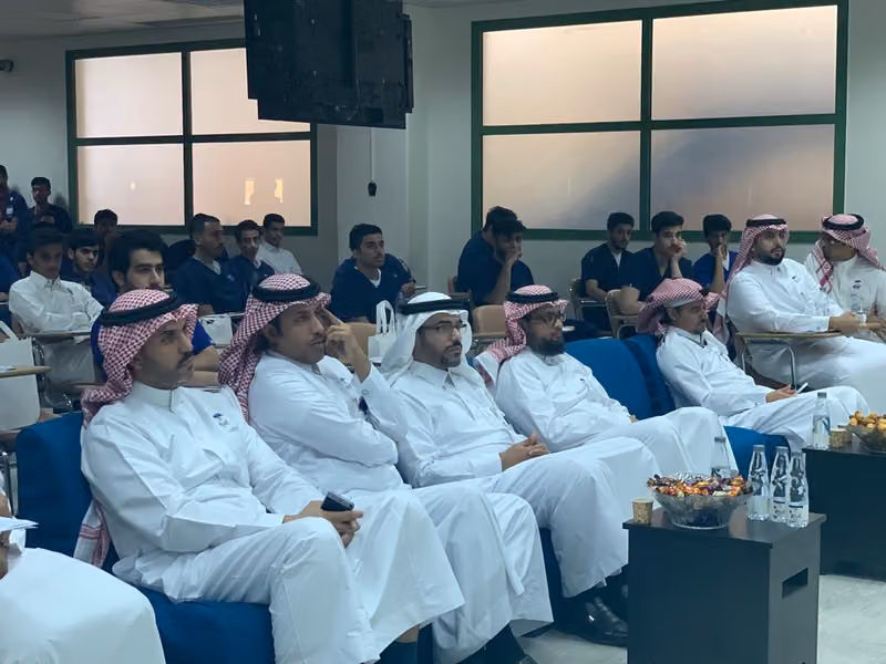 كلية الأمير سلطان بن عبدالعزيز للخدمات الطبية الطارئة