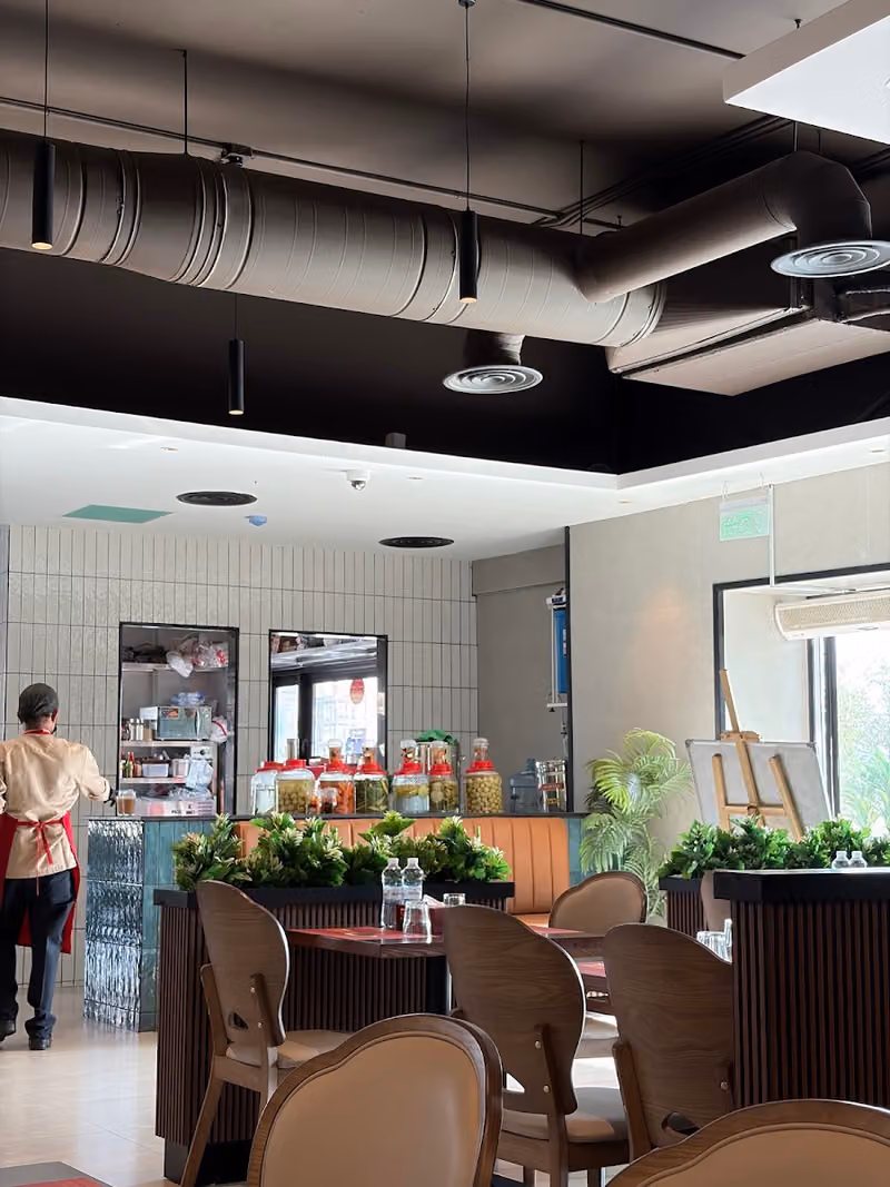 Koins Restaurant & Grill