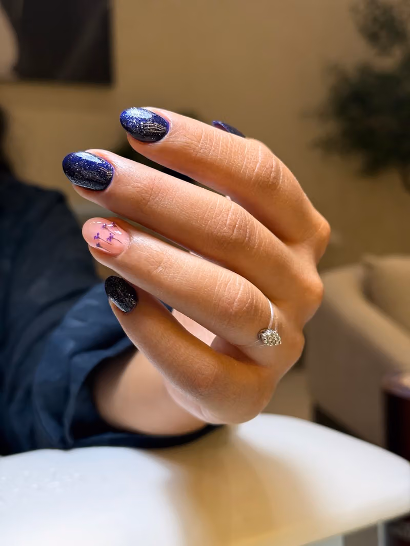Krasota Nail Salon