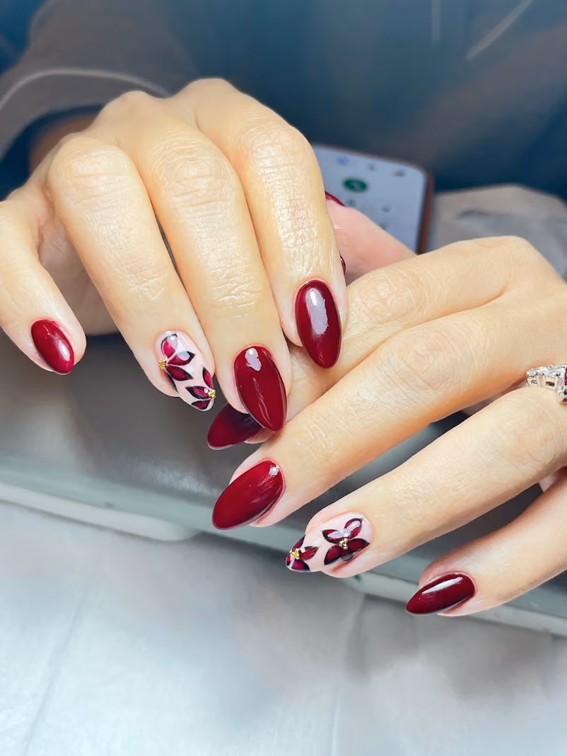 كريزي نيلز | Crazy Nails