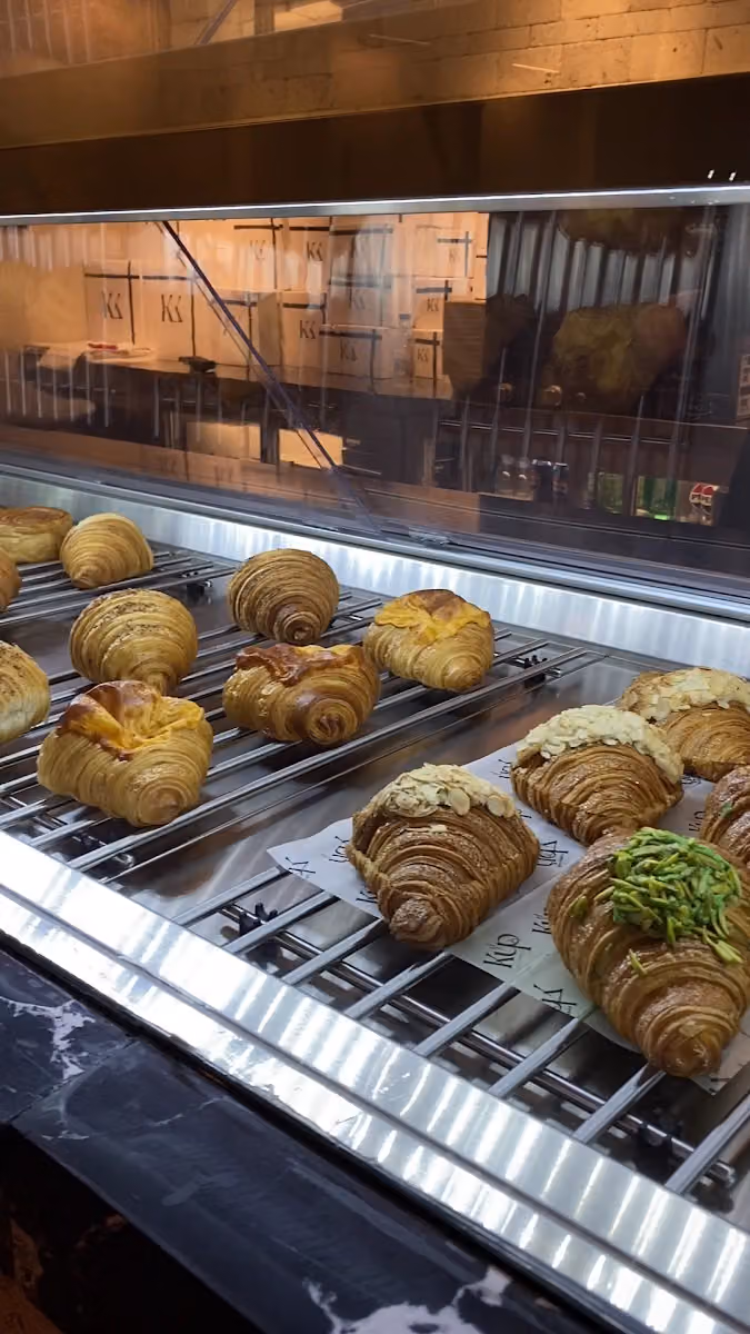 KUP Cafe & Bakery كوب مقهى ومخبز