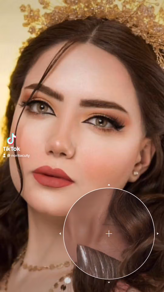 كوافيرة الرياض خدمات منزلية (ميكب ارتست / هير ستايلست)