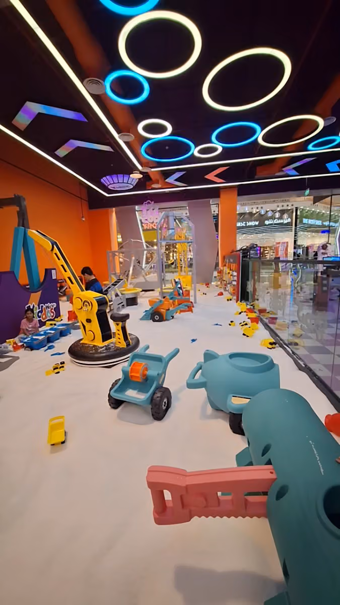 كيدووز وورلد Kiddos World فرع الحمراء مول