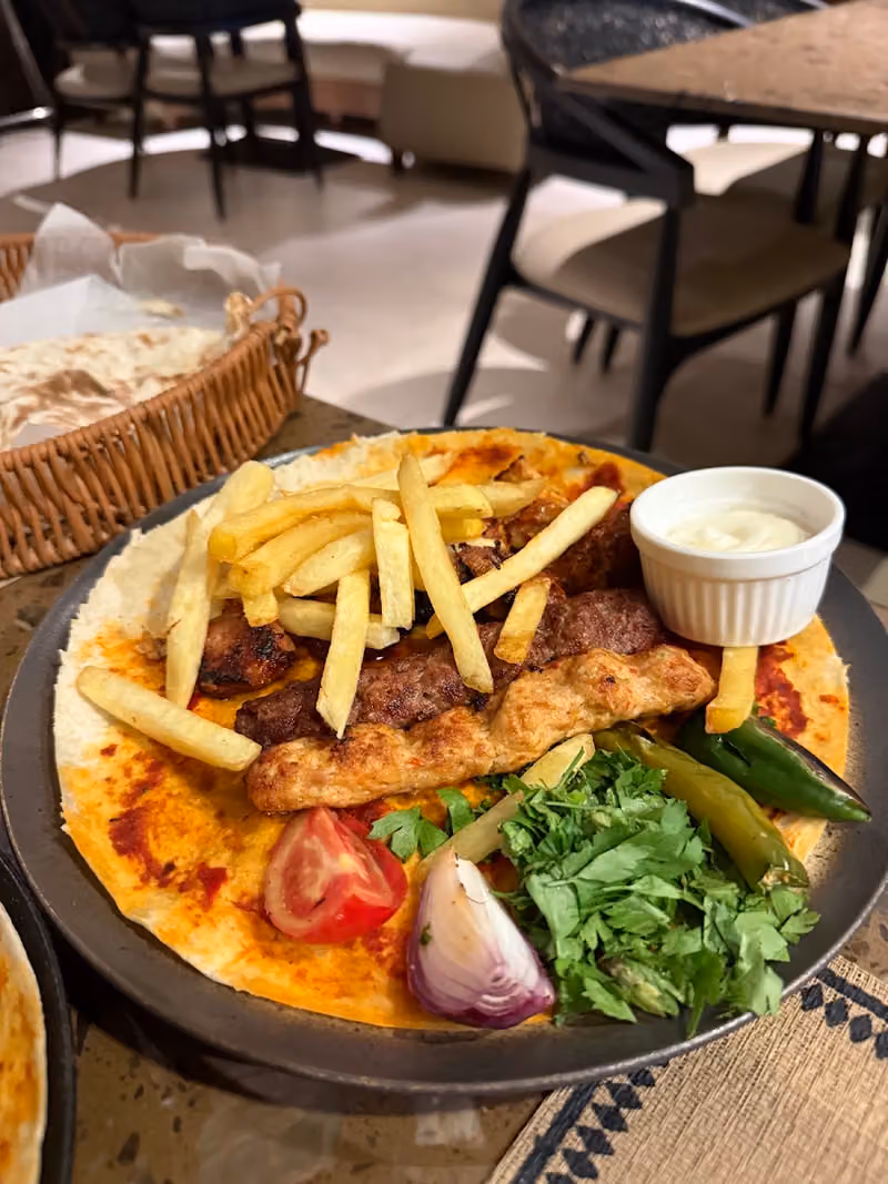 كيلو ونص
