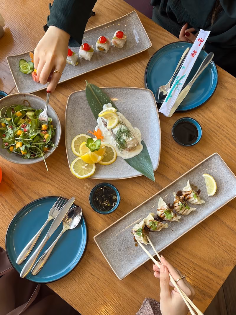 Kitami Sushi & Noodles