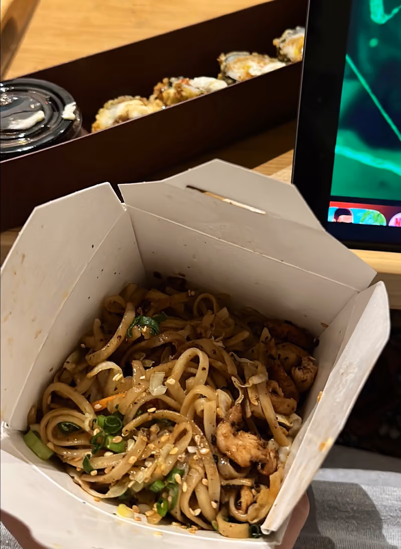 كيتامي سوشي ونودلز Kitami Sushi & Noodles