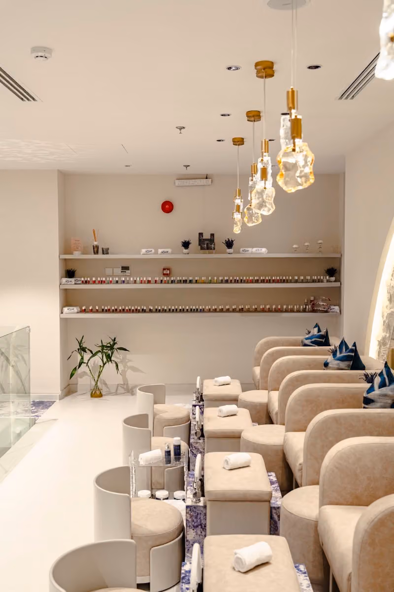 L'Eclat Beauty Lounge