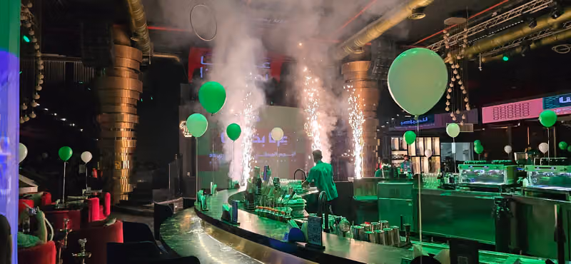 LA LOUNGE CLUB