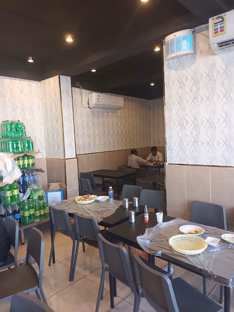Lahore Inn Restaurant