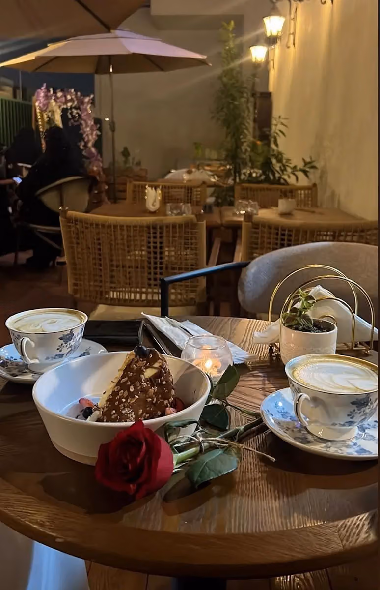 لاجورنال بيكري وكافيه