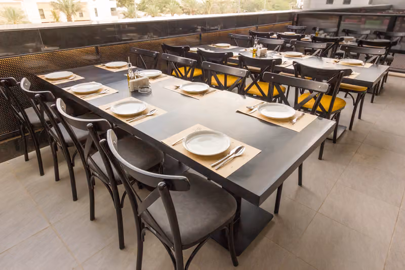 Lamis Bistro
